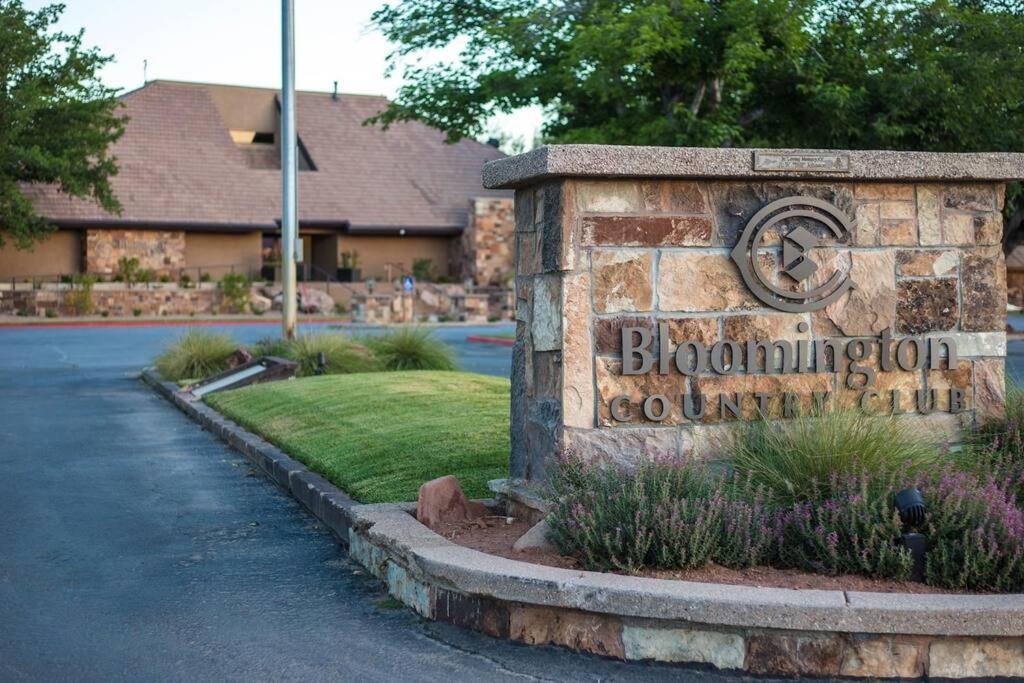 Villa #15 Pet Friendly! Year Round Heated Pool & Hot Tub! Upper Patios! St. George Bagian luar foto