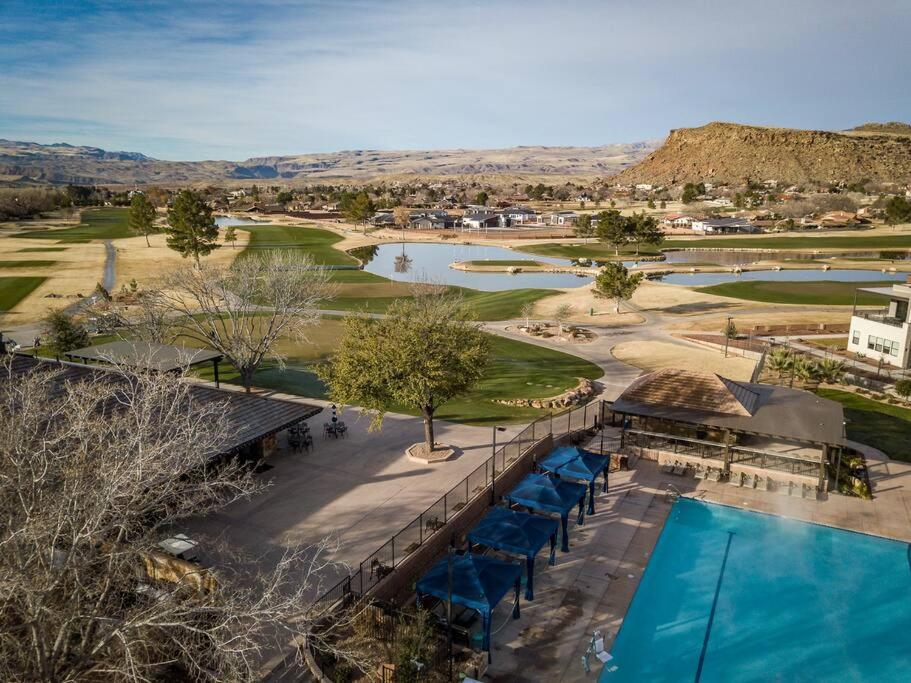 Villa #15 Pet Friendly! Year Round Heated Pool & Hot Tub! Upper Patios! St. George Bagian luar foto